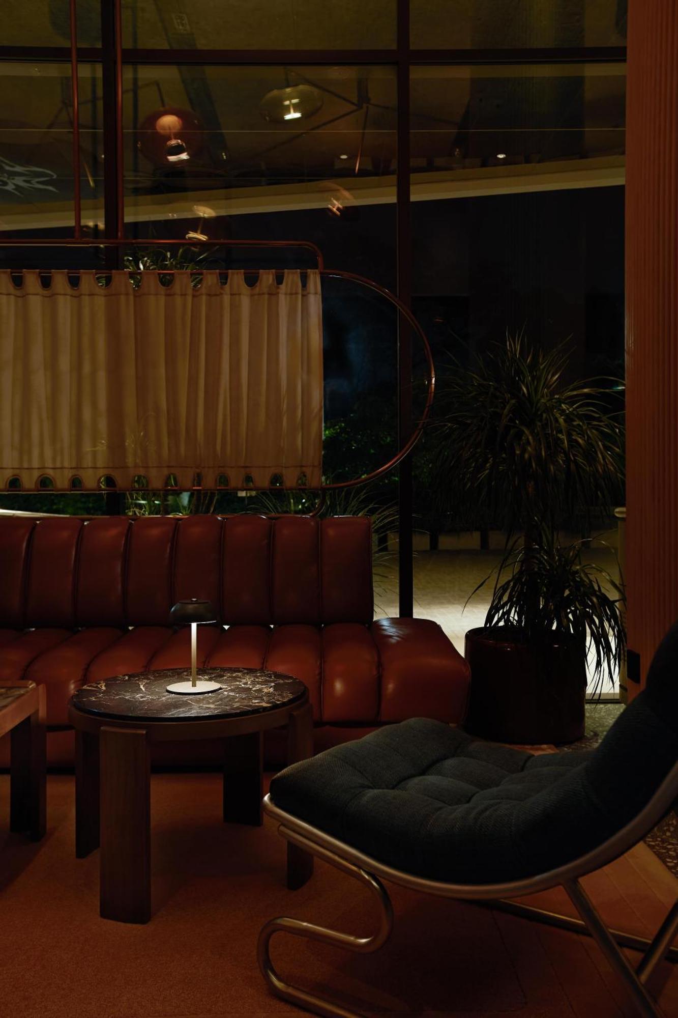 The Standard, 5* Singapore